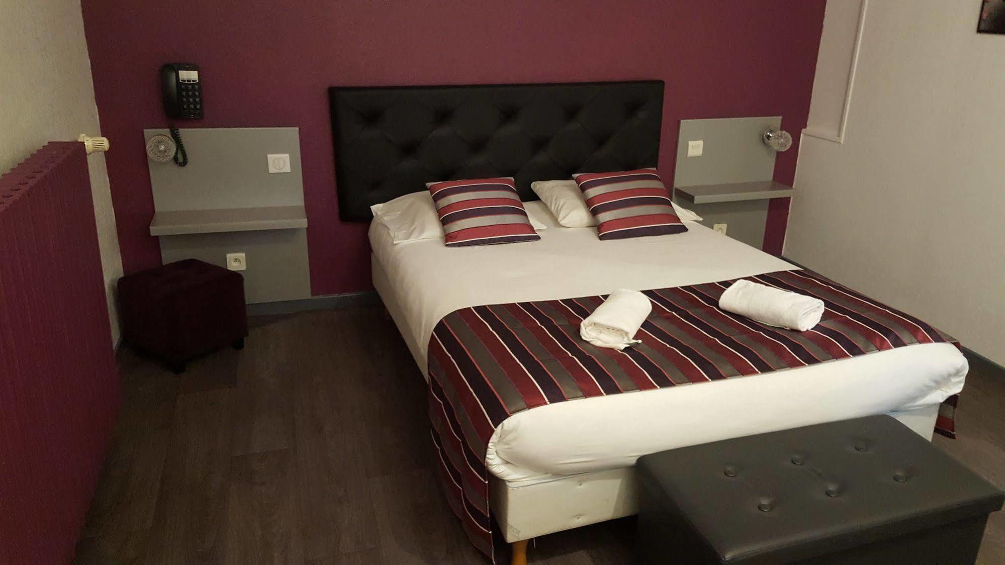 Hotel La Mirandole ตูร์นุส ภายนอก รูปภาพ