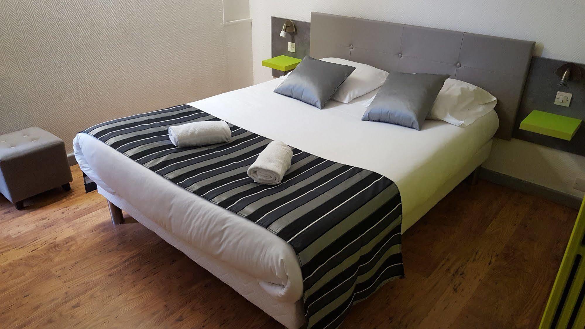 Hotel La Mirandole ตูร์นุส ภายนอก รูปภาพ